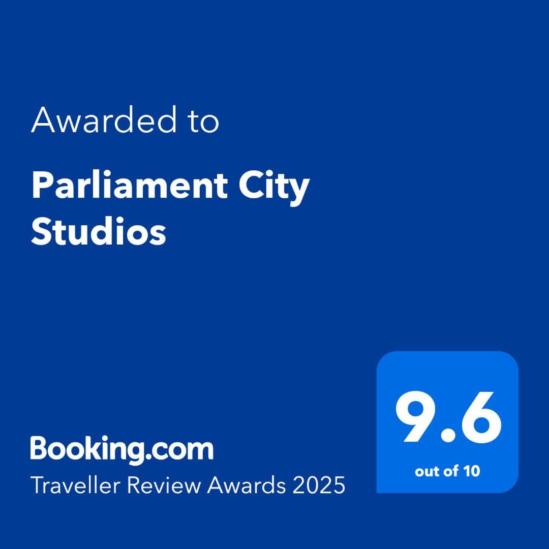 Parliament City Studios Boekarest Buitenkant foto